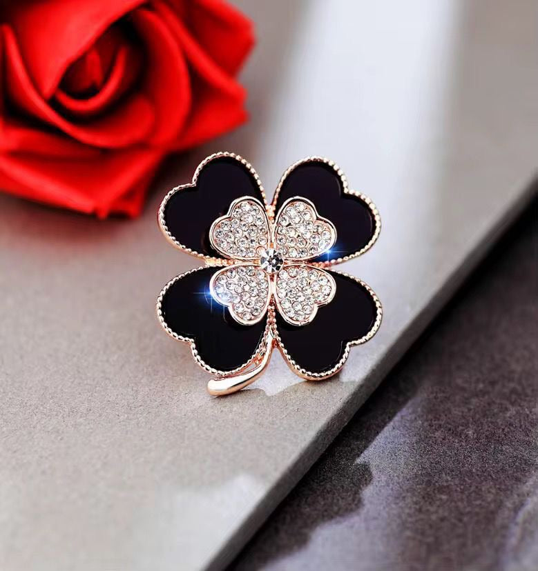 BR 46 - Clover Flower Zircon Brooch  ( 1 PC ) Anti Resistant
