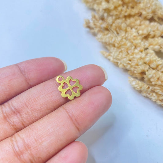 SS 125 Flower charm