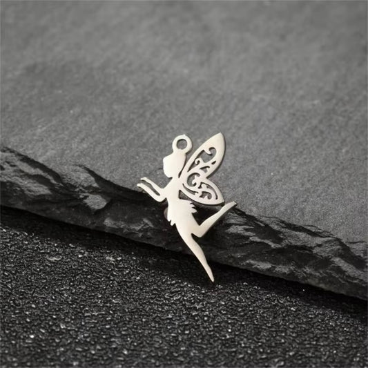 BBB 400 (L) Fairy Dainty Charm 18k gold PVD 316 Stainless steel ( 1 pc ) Anti tarnish ( 20*12mm )
