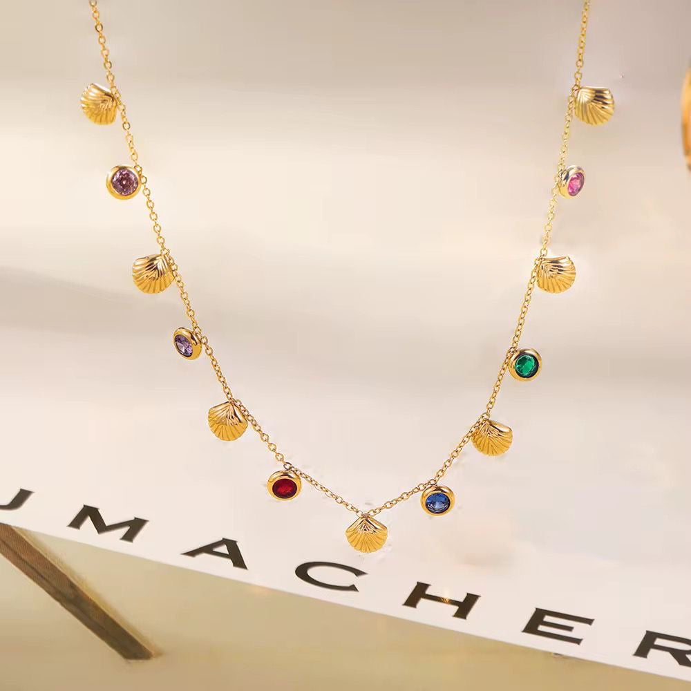 SJ 922 Zircon Shell Necklace - 18k Gold - 18k Gold PVD plated stainless steel - Anti tarnish
