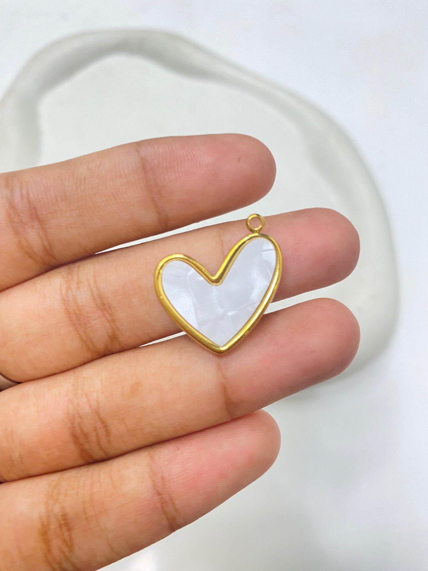 SS 2565 Heart shell charm 18k Gold plated stainless steel ( 1 piece ) Anti tarnish