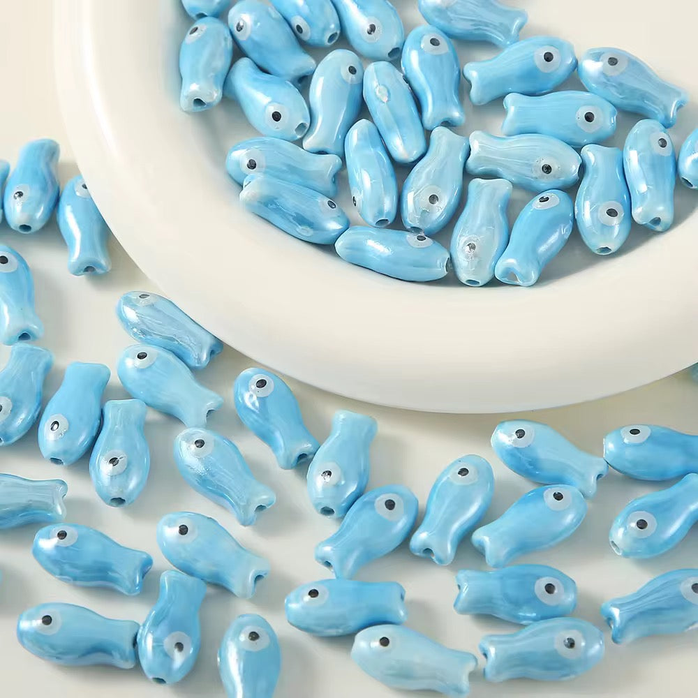 BBB 052 Fish porcelain ceramic bead ( 1 pc )