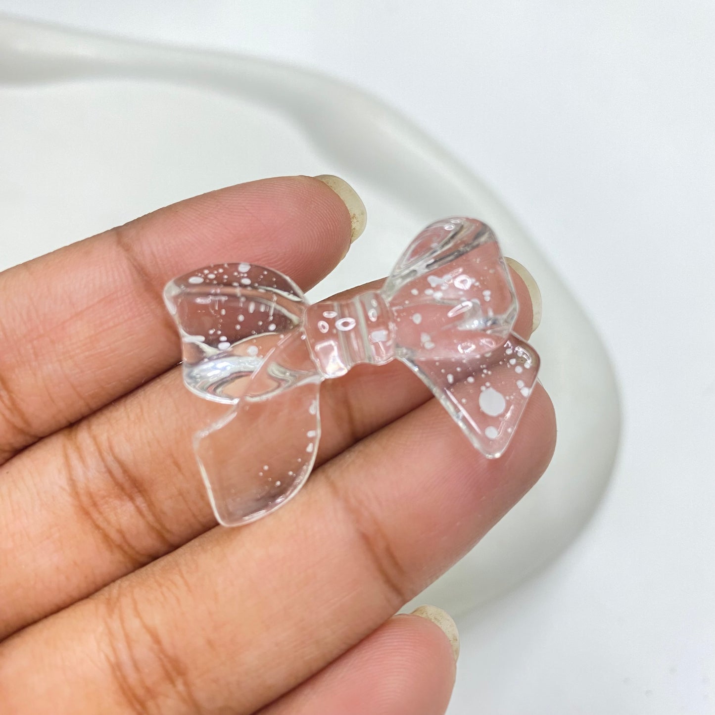AC 1644 Bow colour splashed uv plated Acrylic bead ( 1 pc )