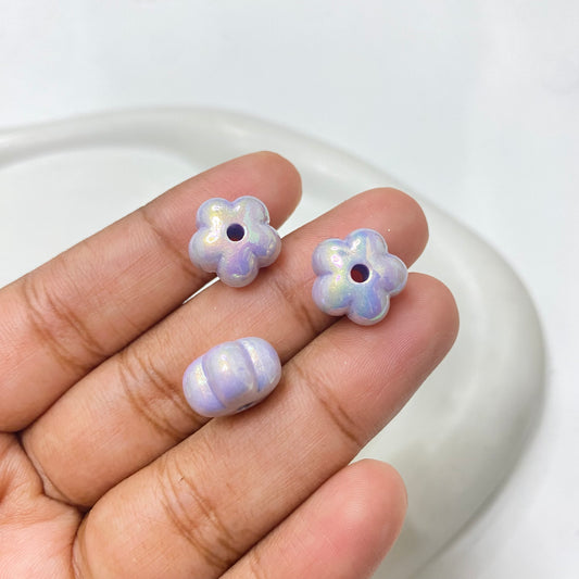 BBB 132 (F)  Flower uv plated shiny irrediscent Acrylic bead (1PC)