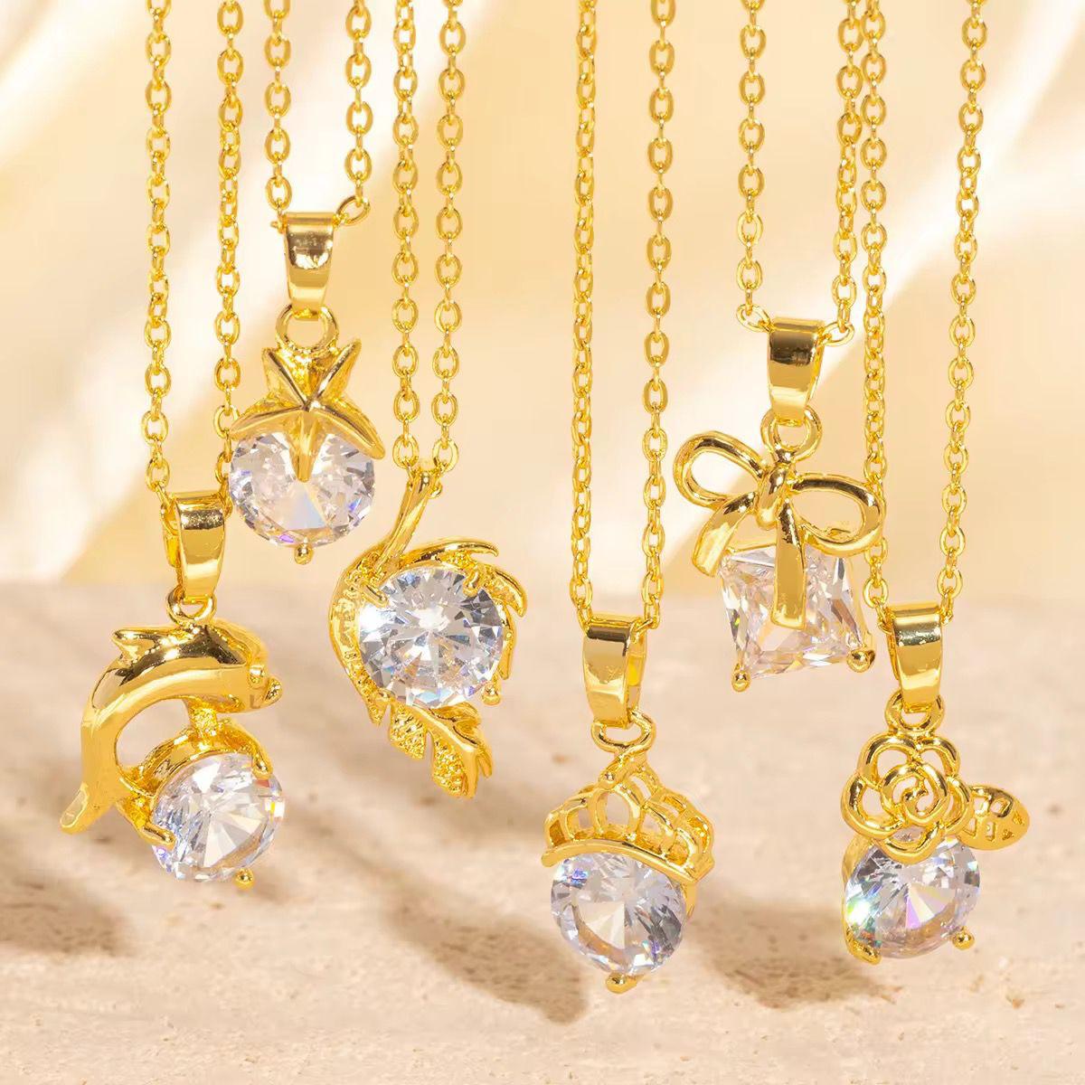 NSJ30C leaf zircon Necklace - 18k Gold PVD plated