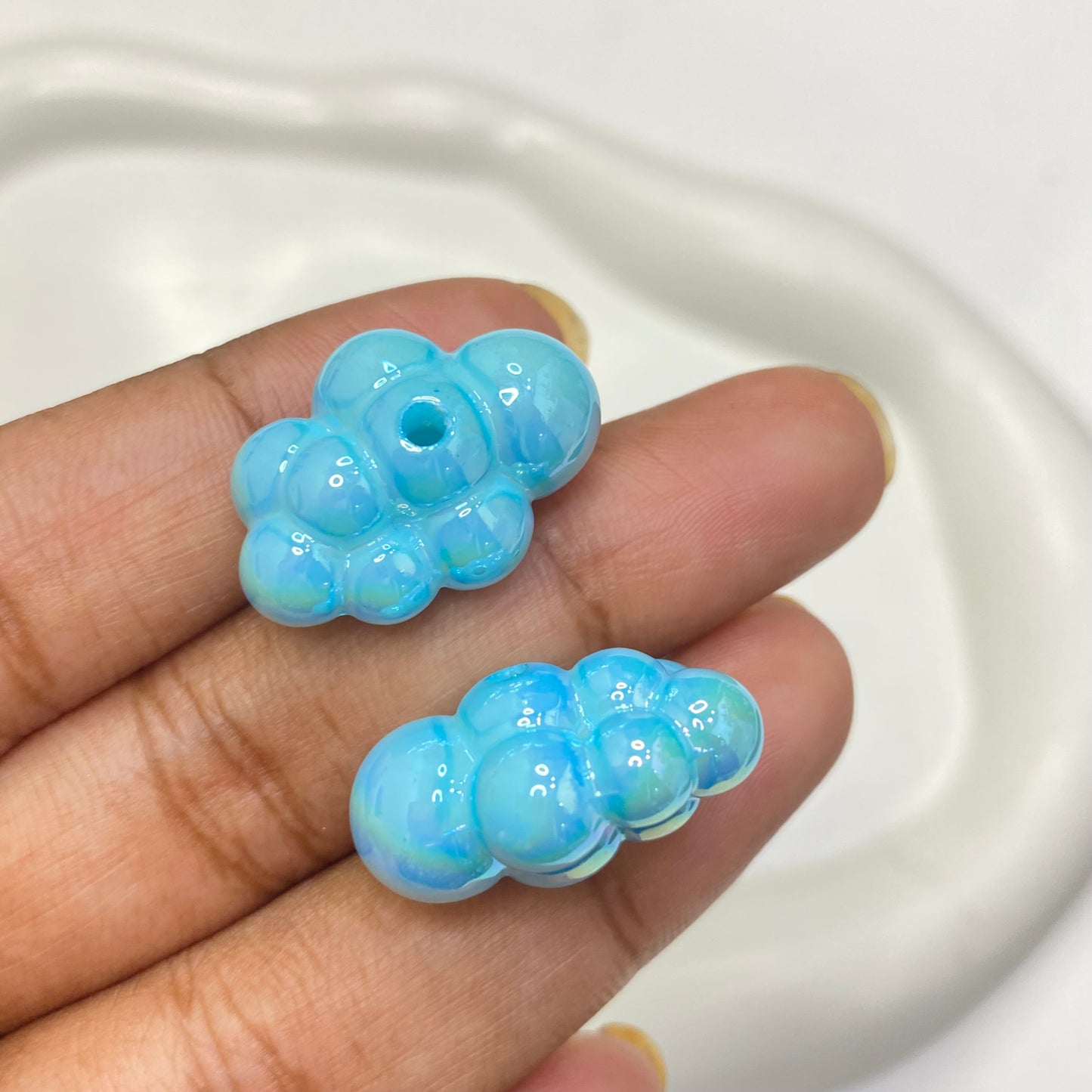 BBB 174 (C) Blue iridescent bubble cloud Acrylic bead (1PC)