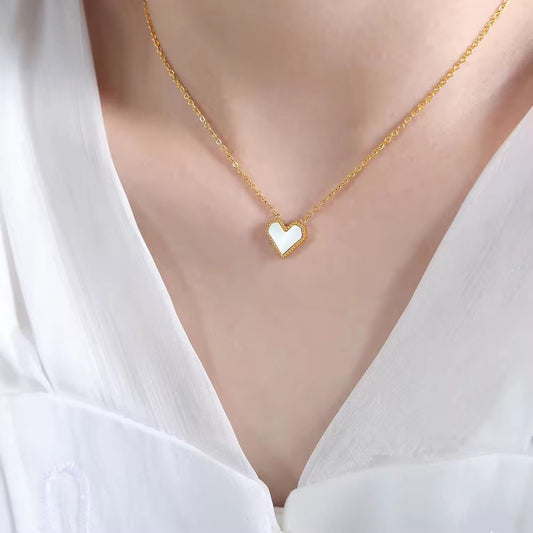 SJ 774 Dainty White heart Necklace - 18k Gold PVD plated stainless steel - Anti tarnish