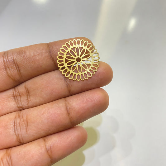 SS 1069 Daisy Round Charm ( 1 pc )