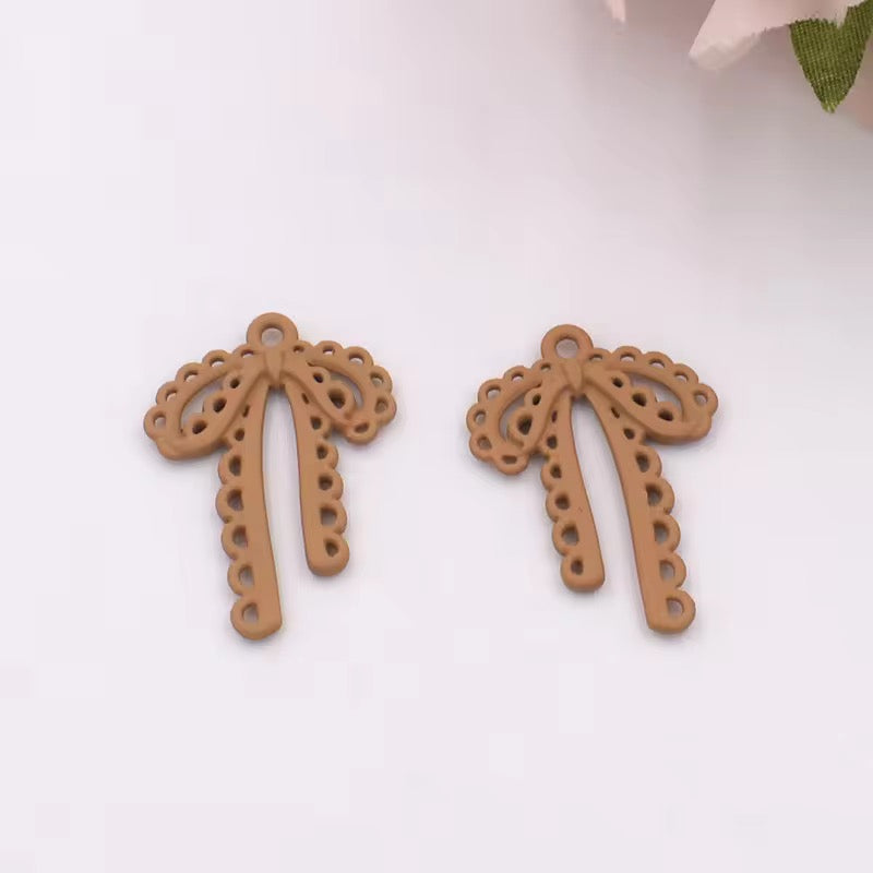 BBB 342 (o) Light Brown Bow Spray painted Charm ( 1 pc ) High Quality Alloy ( 28:20 mm )