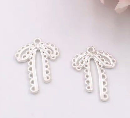 APC04X Bow Spray painted Charm ( 1 pc ) High Quality Alloy ( 28:20 mm )