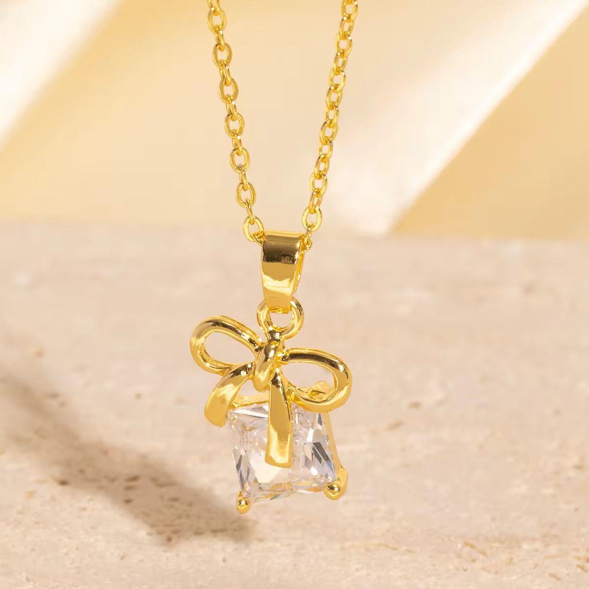 NSJ30F Square linked bow  zircon Necklace - 18k Gold PVD plated