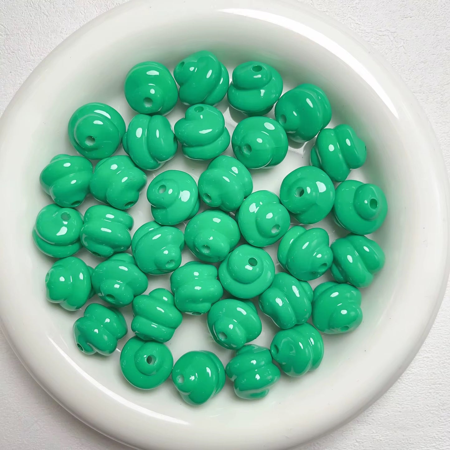 BBB 220 (f) Dark Green Swirl Bubble 3D Acrylic bead ( 1 pc ) UV Plated ( 16:3.5 mm )