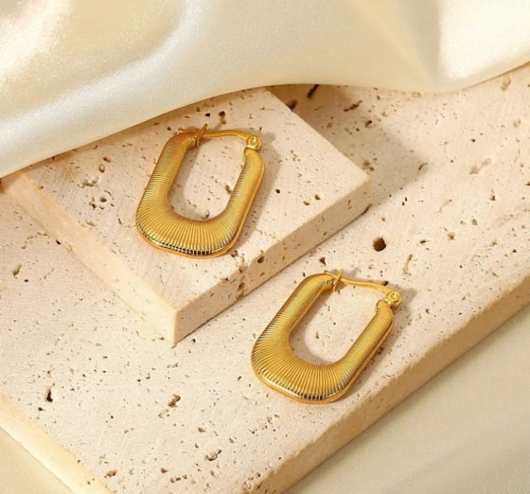 ESJ16A Textured hoops - 18k Gold PVD plated 316 stainless steel - Anti tarnish