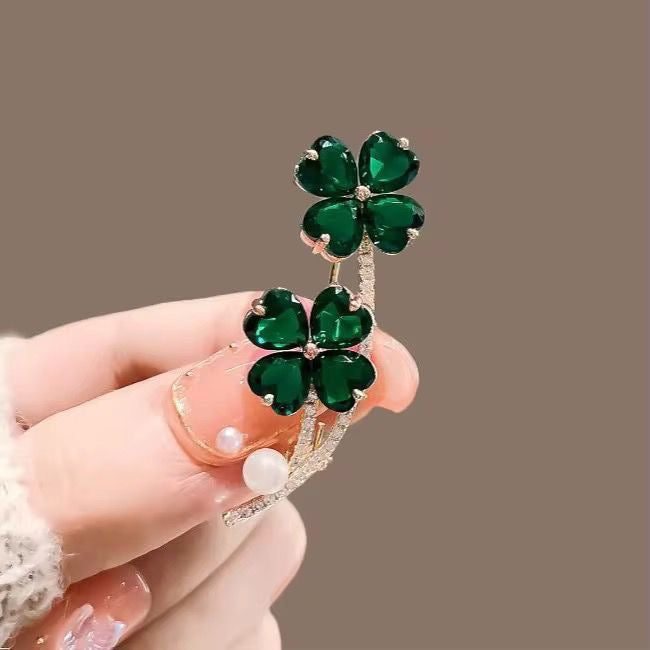 BR 47 Green Clover Flower Zircon Brooch ( 1 PC ) Anti Resistant