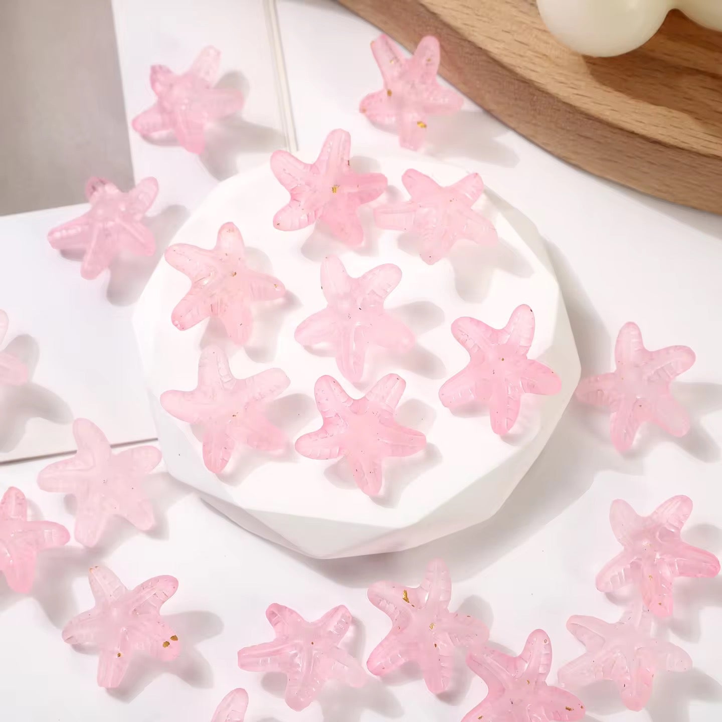 BBB 330 (a) Light Pink Star Fish Shiny Bead ( 1 pc ) UV Plated Acrylic ( 15 mm )