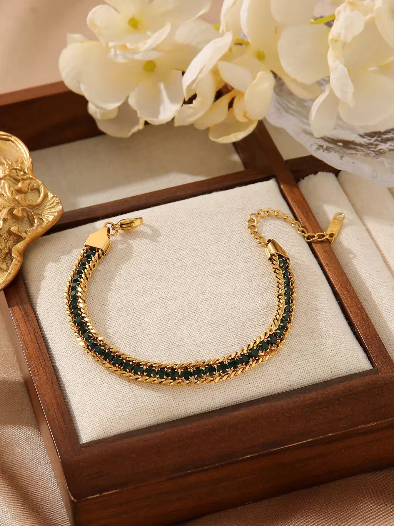 SJ 401 Emerald Zircon Diamond chain bracelet - 18k Gold PVD plated stainless steel - Anti tarnish