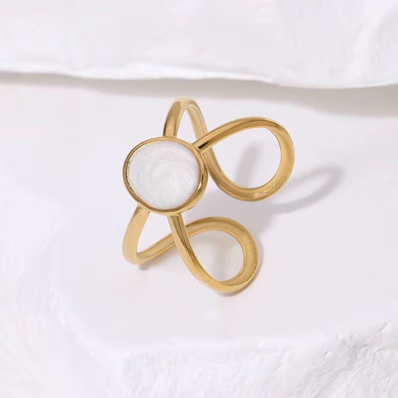 SJ 785 White Enamel Oval Ring Adjustable - 18k Gold PVD plated stainless steel - Anti tarnish