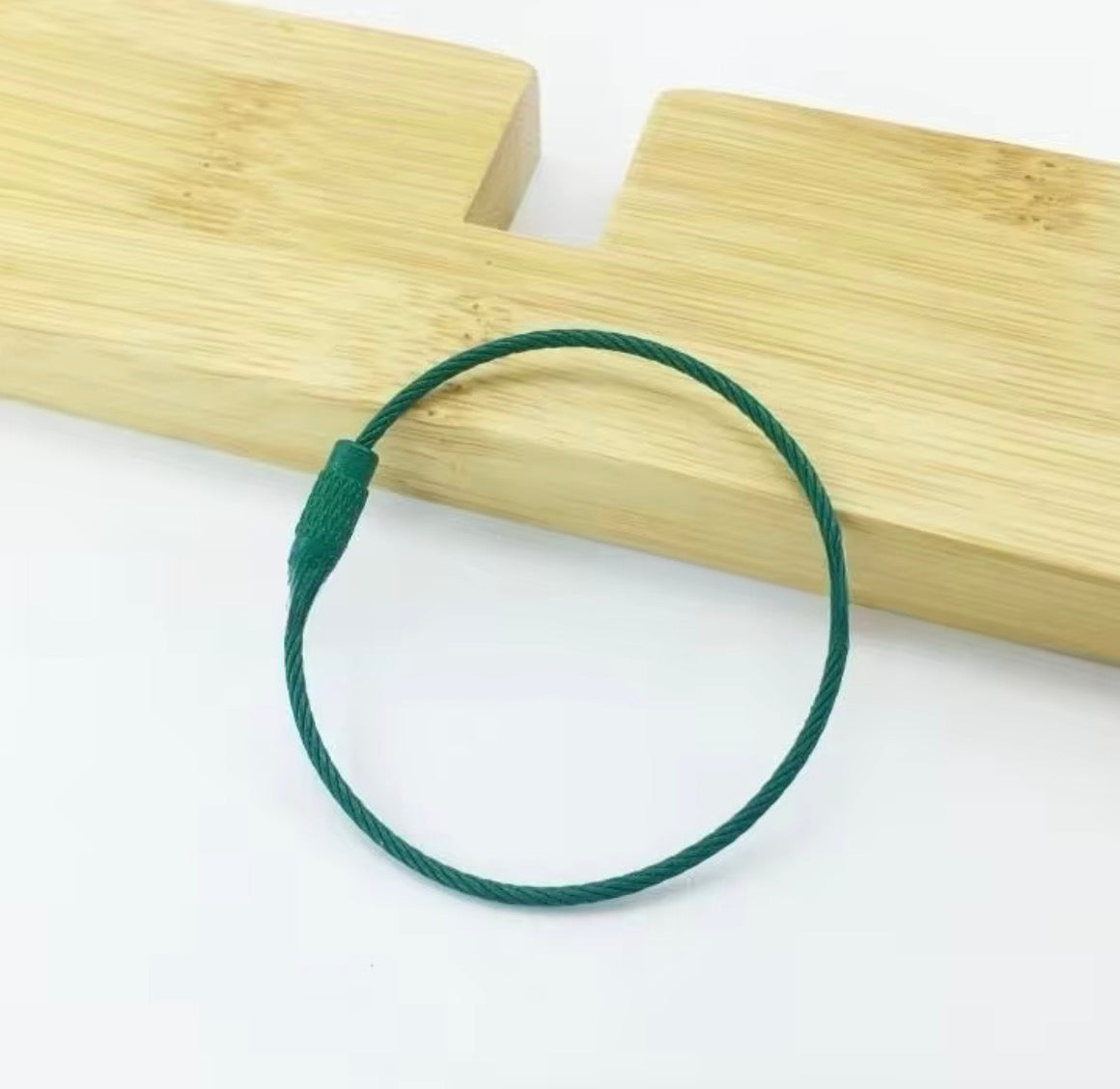 KC30  Loop Cable Key Ring Wire Keychain ( 1 pc ) Screw lock Key Ring ( 1.5 * 150 mm )