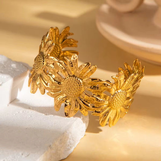 SJ 1141 Big Cuff bracelet - 18k Gold PVD plated stainless steel - Anti tarnish