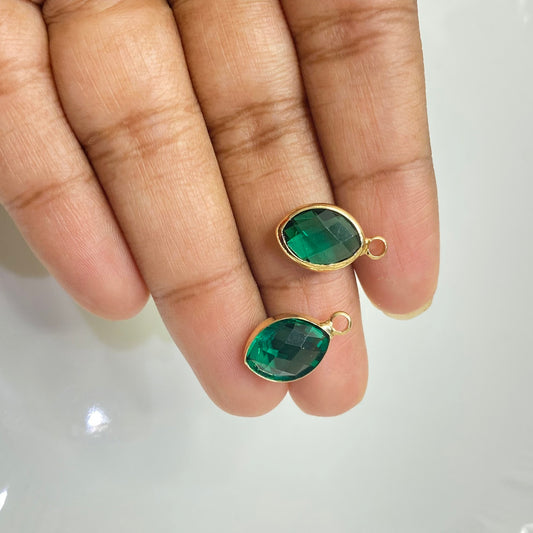 BBB 116 (E) Green oval gold plated crystal charm (1PC)