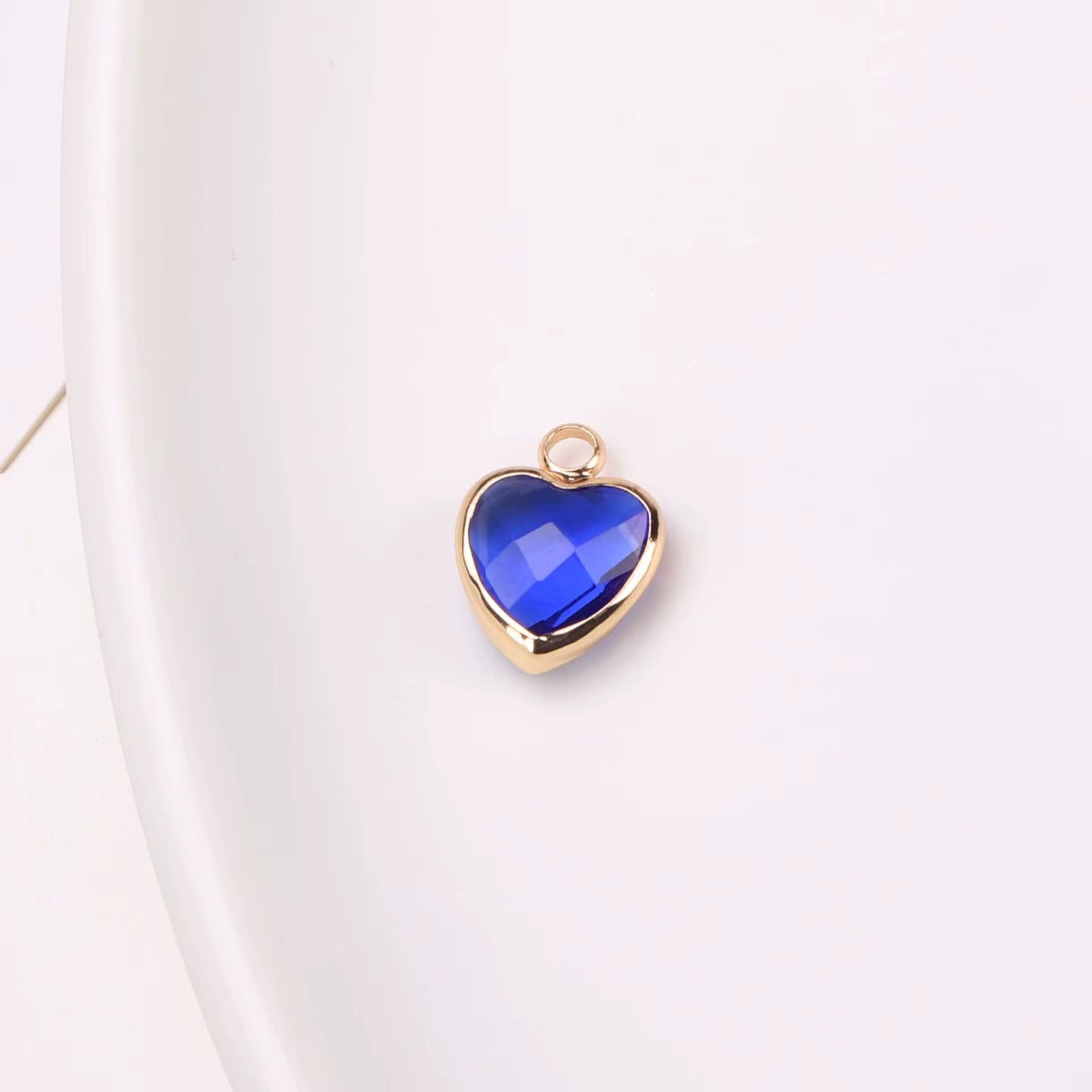 BBB 95 (c) Dark Blue Heart 14k gold plated Zircon crystal charm ( 1 pc ) Anti tarnish ( 8 mm )