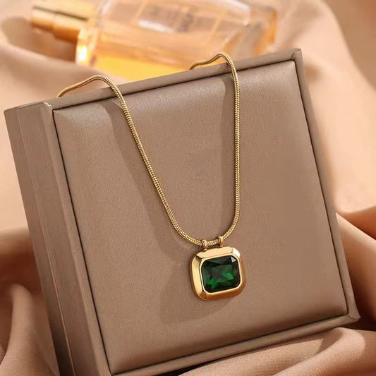 SJ 831 Emerald Zircon Rectangle Unisex Necklace - 18k Gold PVD plated stainless steel - Anti tarnish