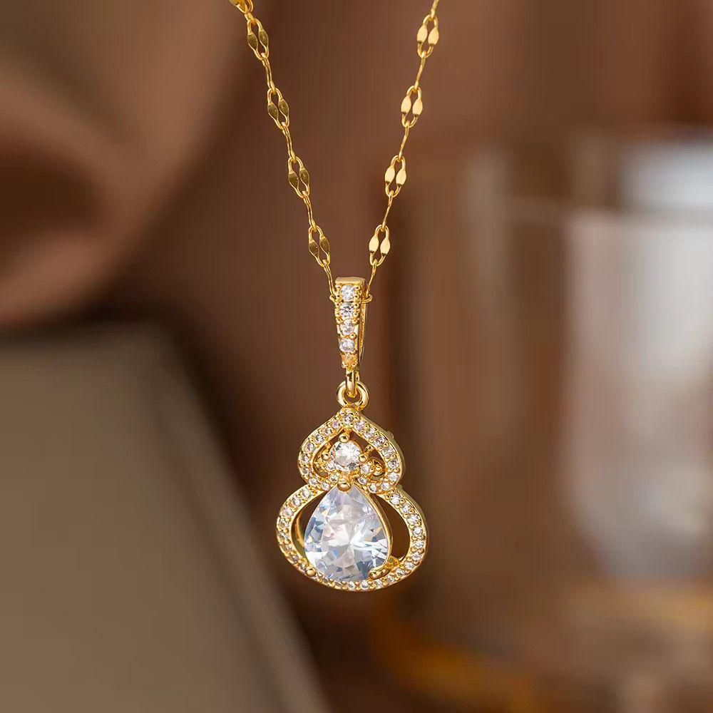 NSJ32B clear zircon drop Necklace - 18k Gold PVD plated