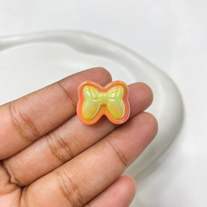 BBB 125 (B) Bow uv plated shiny irrediscent Acrylic bead (1PC)