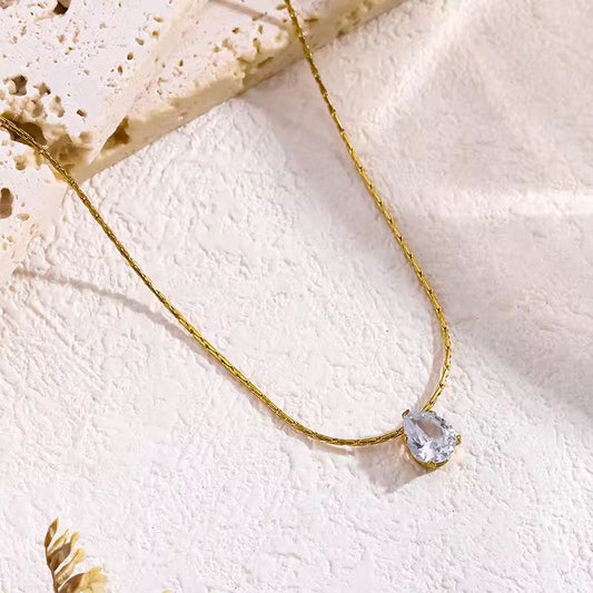 SJ 648 Zircon Teardrop dainty modern necklace - 18k Gold PVD plated stainless steel - Anti tarnish