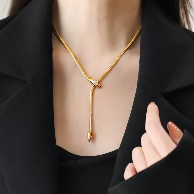 NSJ47E Aurelia Snake Drop Necklace 18k Gold PVD plated