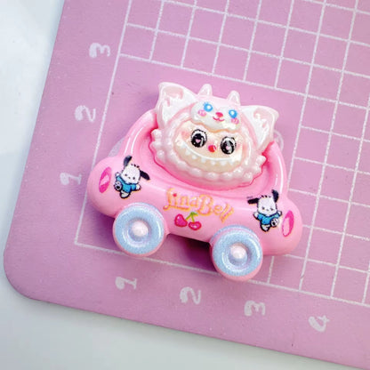 BBB 034 - Car cartoon resin charm with hook ( 1 pc )