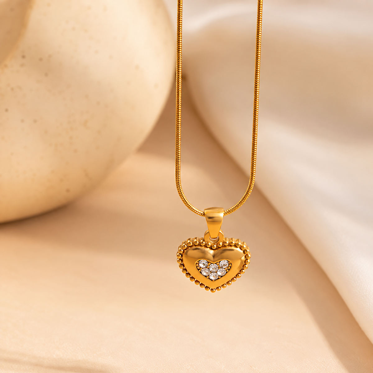 NSJ47D Ziva Royal cluster Heart Necklace 18k Gold PVD plated