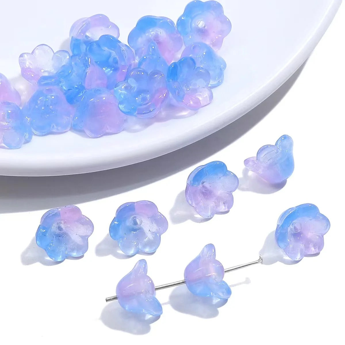 GB 1769 dual tone Bluish purple flower glass bead ( 1 pc )
