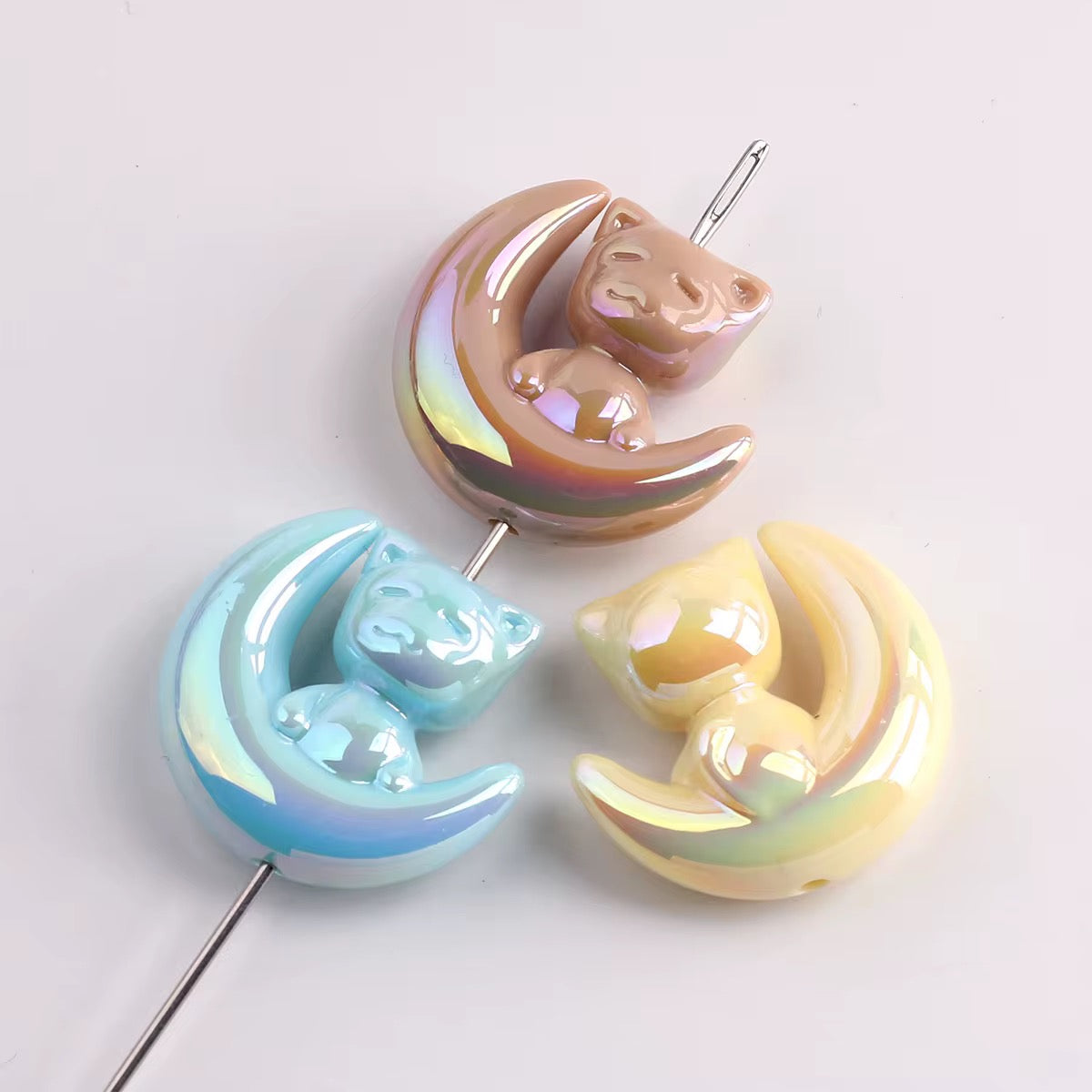 BBB 265 (e) Ink Blue Cat Moon Luminous Shiny Big Bead ( 1 pc ) UV Plated Acrylic ( 28 mm )