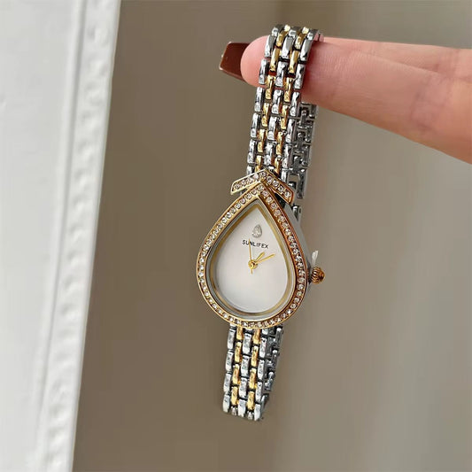 VW 22 - 18k Gold PVD plated stainless steel - Anti tarnish