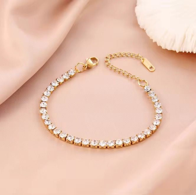 BSJ17C Clear zircon Bracelet - 18K Gold PVD plated
