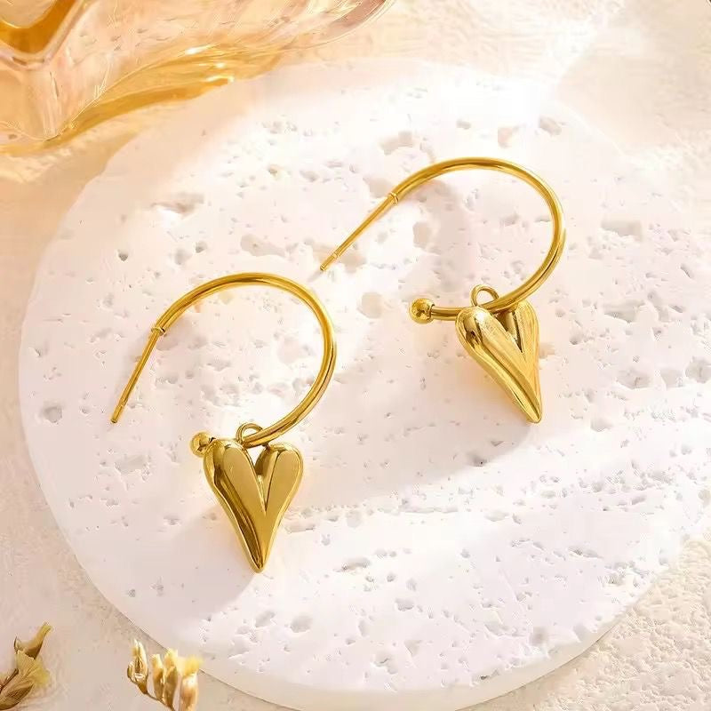 ESJ32A Heart Earrings 18K gold pvd plated