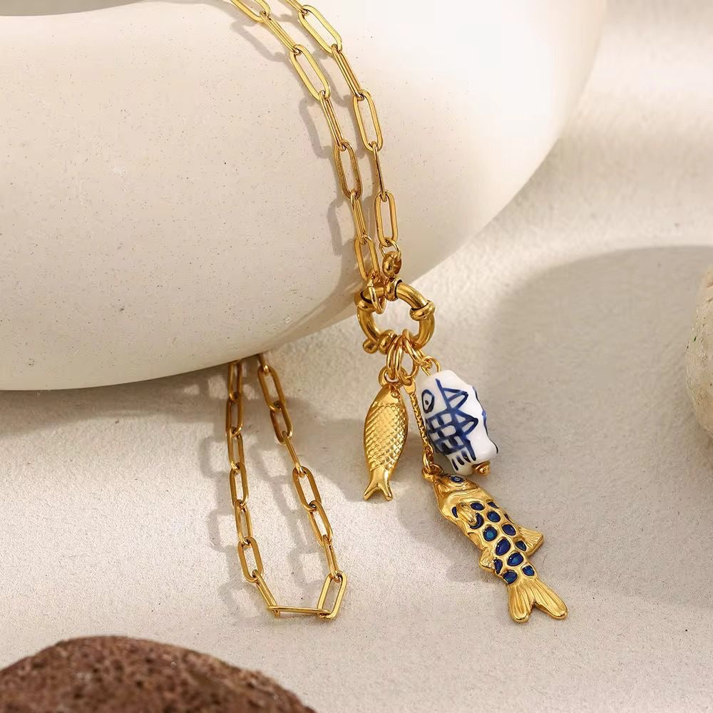 SJ 979 Fish Pendant charms paper clip Modern Necklace - Premium jewellery- 18k Gold PVD plated stainless steel - Anti tarnish