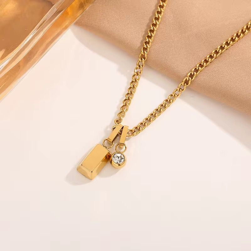 SJ 1130 Bar Zircon Necklace  - 18k Gold PVD plated stainless steel - Anti tarnish