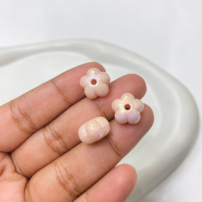 AB40 Flower uv plated shiny irrediscent Acrylic bead (1PC)
