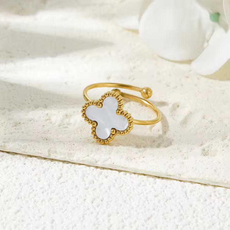 SS 190 White shell clover ring adjustable- 18k gold plated stainless steel - Anti tarnish - Wholesale