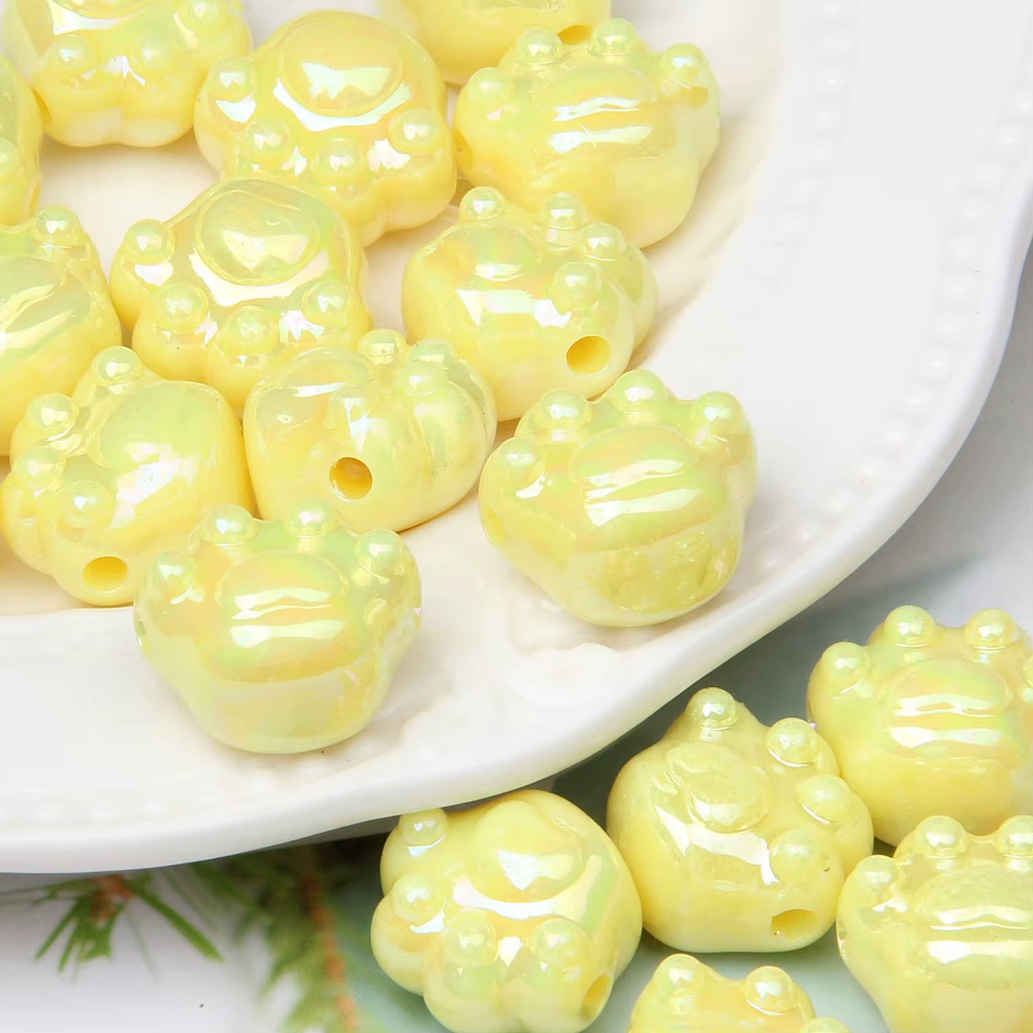 BBB 236 (d) Yellow Paw Luminous Shiny Bead ( 1 pc ) UV Plated Acrylic ( 16:18 mm )