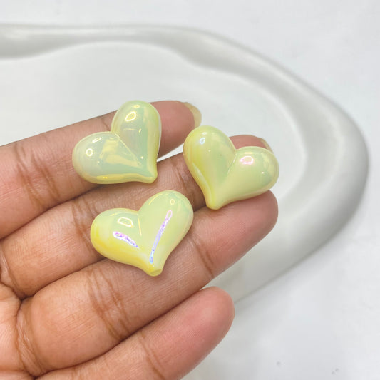 BBB 141 (C) yellow shiny irrediscent heart Acrylic bead (1PC)