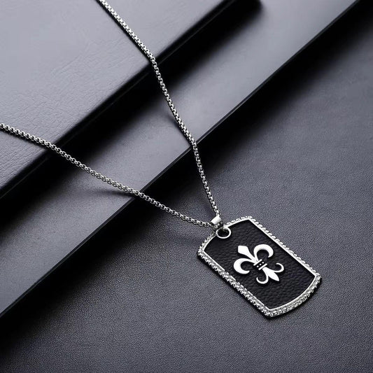 MEJ01A Necklace - Silver PVD plated