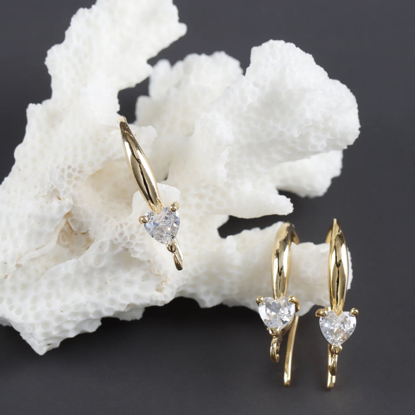 SS 546 Heart zircon crystal gold plated hooks ( 2 pc ) Anti tarnish