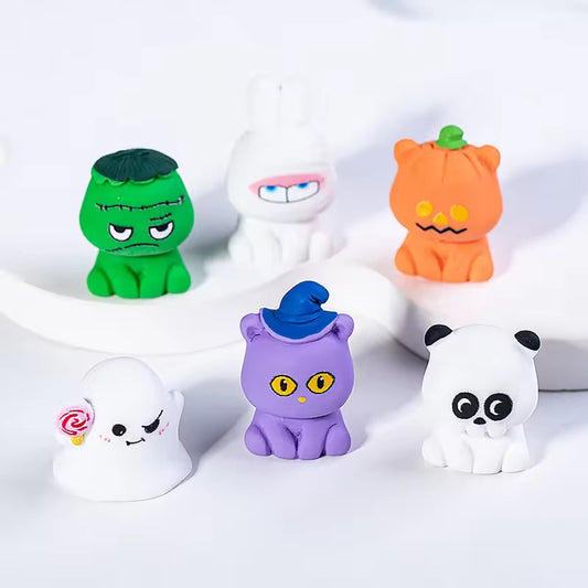 BBB 335 (d) Halloween Cartoon Resin charm ( 1 pc ) with Hook