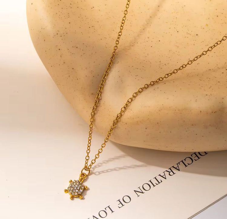 NSJ15D Zircon dainty Necklace  - 18k Gold PVD plated 316 stainless steel - Anti tarnish