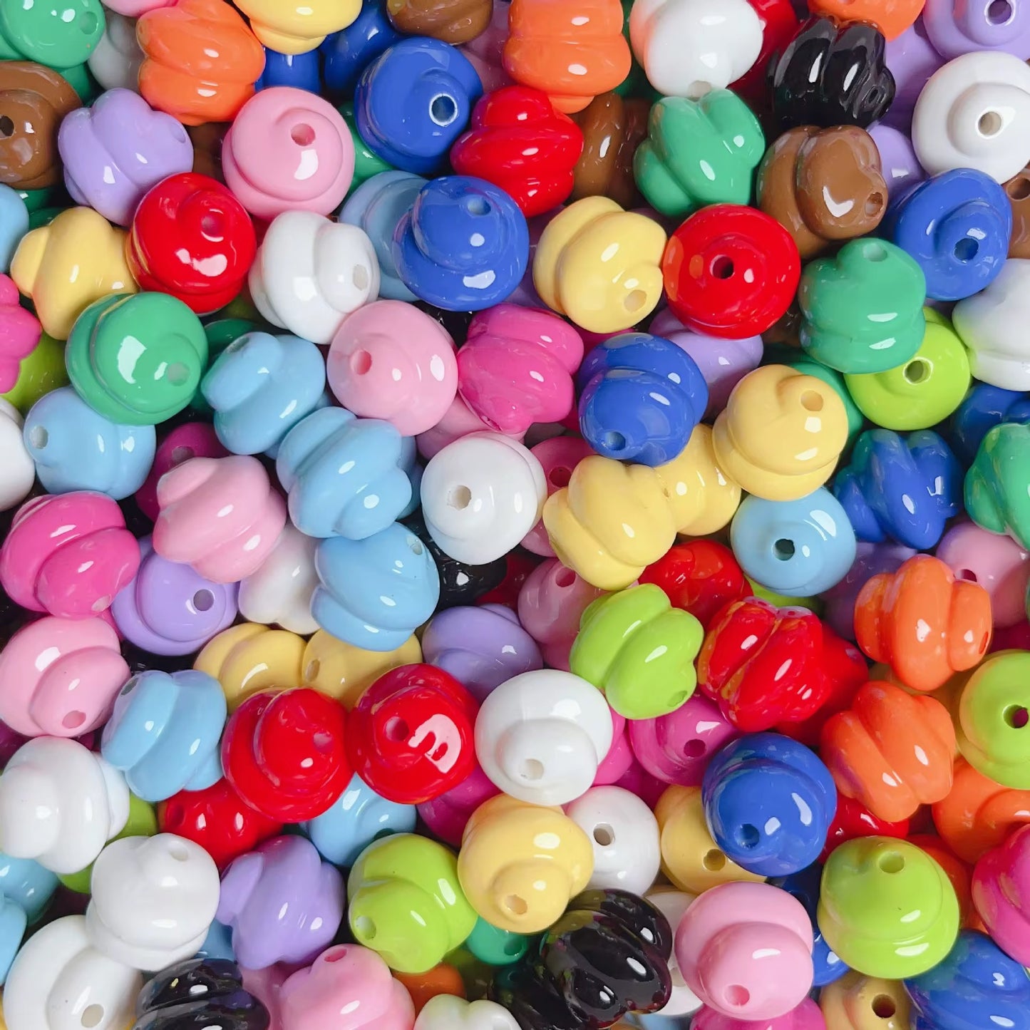 BBB 220 (g) White Swirl Bubble 3D Acrylic bead ( 1 pc ) UV Plated ( 16:3.5 mm )