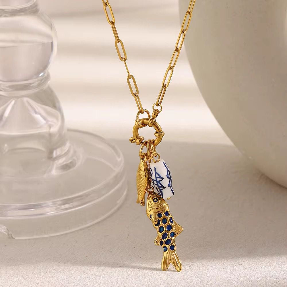 SJ 979 Fish Pendant charms paper clip Modern Necklace - Premium jewellery- 18k Gold PVD plated stainless steel - Anti tarnish