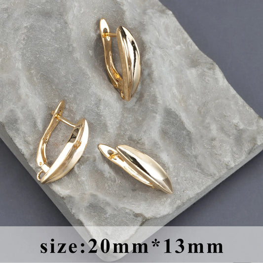 GP 681 18k Gold plated stud ( 2 pc ) Anti tarnish